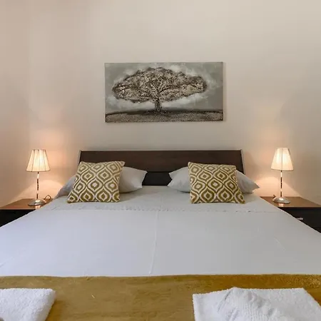 Διαμέρισμα Apartments-pia *