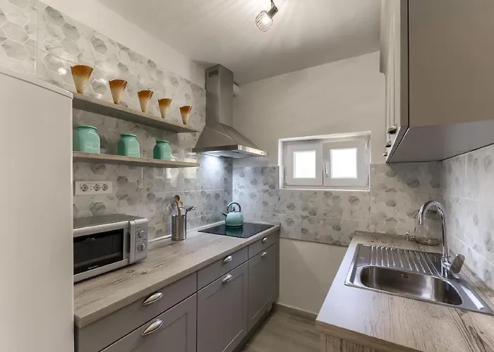 Apartments-pia